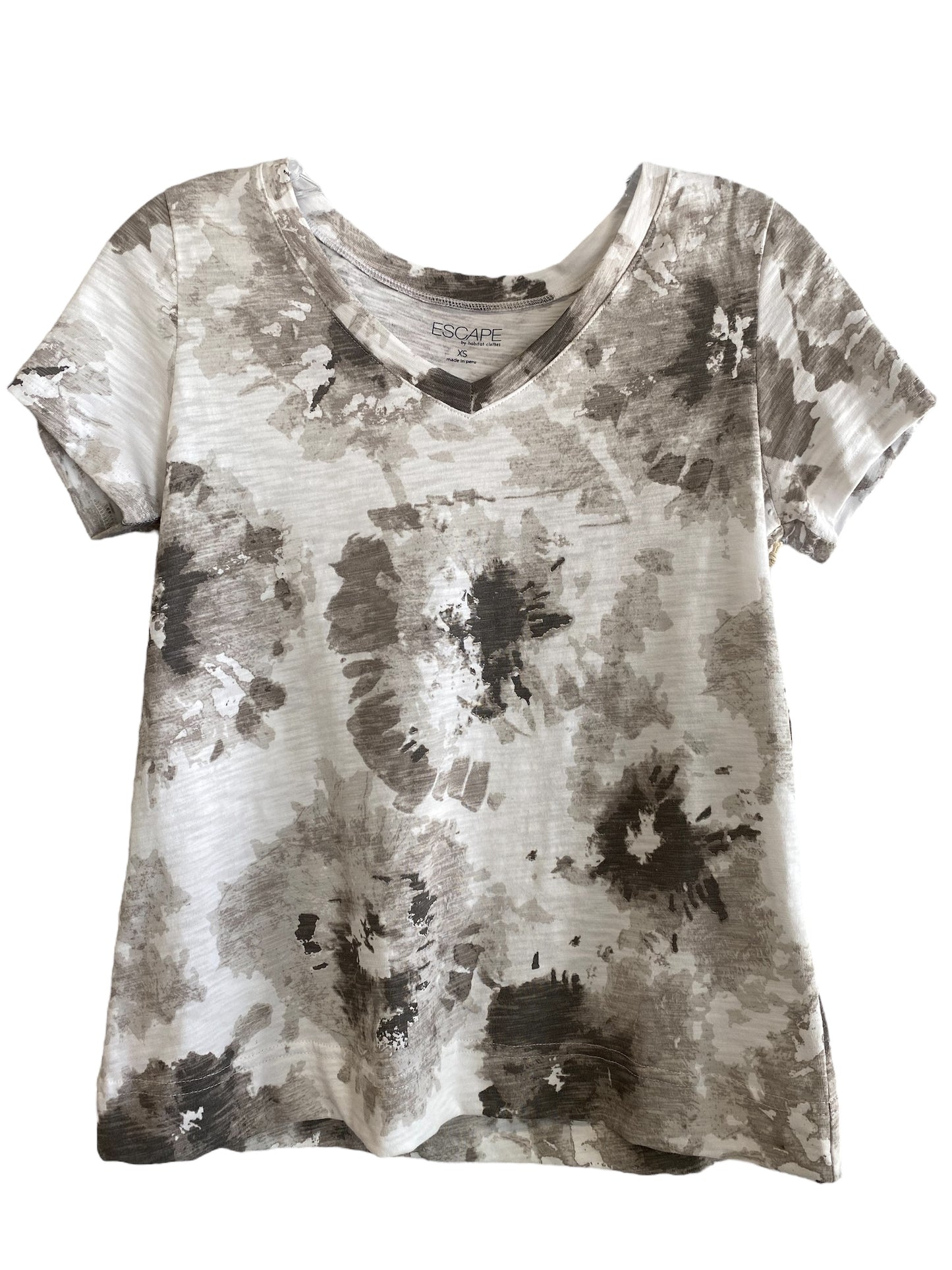 Sunburst V-Neck Tee-Fog
