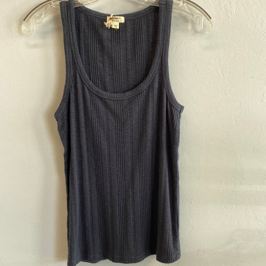 Riley Scoop Tank-Black