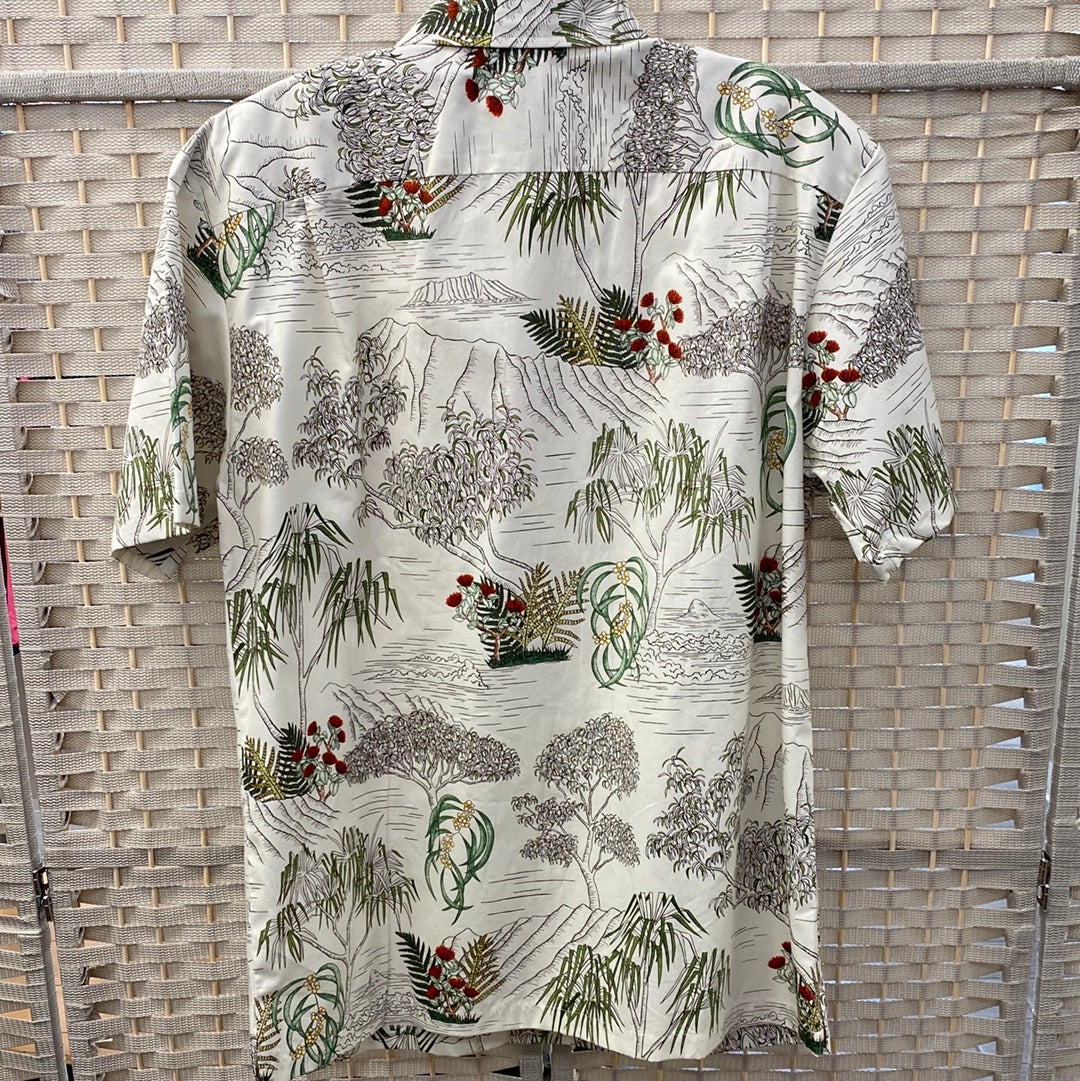 Tree and Wind Print Button UP